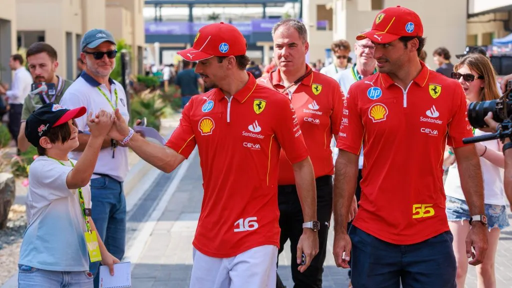 Leclerc e Sainz em Abu Dhabi