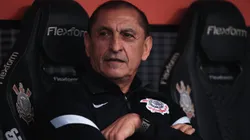 Félix Torres está nos planos de Ramón Díaz no Corinthians.