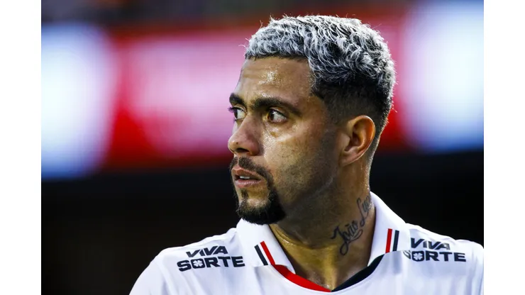 Wellington Rato do São Paulo durante partida contra o Atletico-GO no estadio Morumbi pelo campeonato Brasileiro A 2024. Foto: Marco Miatelo/AGIF