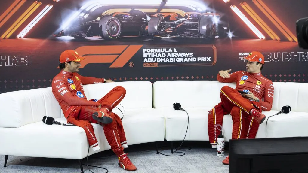 Leclerc e Sainz no GP de Abu Dhabi