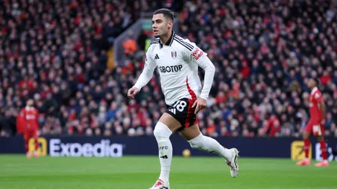 Andreas Pereira em partida diante do Liverpool. Photo by Alex Livesey/Getty Images