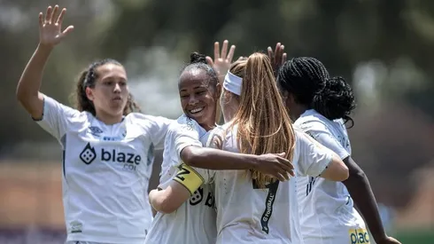 Paulo Pereira, ex-Sereiras da Vila deixou o Santos para reforçar o Internacional na temporada de 2025