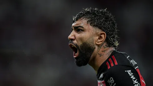 Gabigol durante jogo Athletico-PR