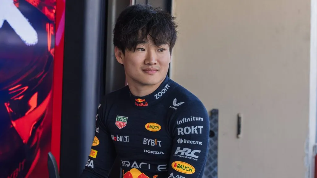 Tsunoda em teste pela Red Bull