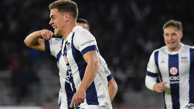 Federico Girotti, em ação pelo Talleres