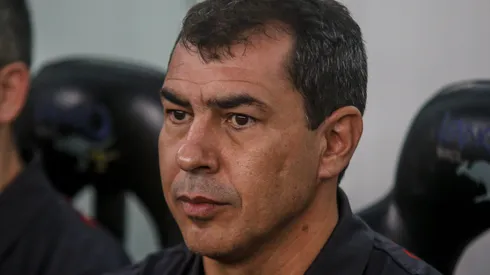 Após definir Carille como treinador, a diretoria do Vasco deve acelerar a busca por reforços na janela de transferências