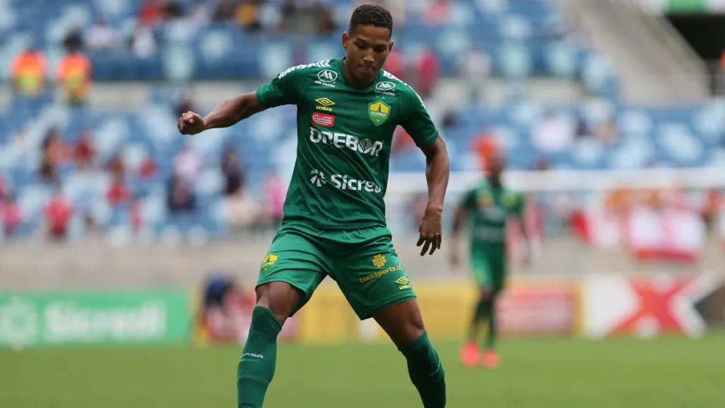 O jogador não quer retornar ao Santos – Foto: Gil Gomes/AGIF