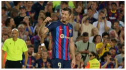 Robert Lewandowski comemora gol pelo Barcelona em partida da La Liga diante do Real Valladolid no Camp Nou. Foto: Action Plus Sports Images / Alamy Stock Photo