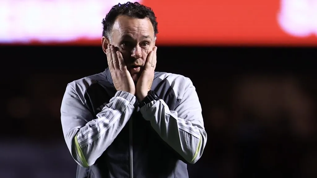 Milito não é mais treinador do Galo. Foto: Marcello Zambrana/AGIF