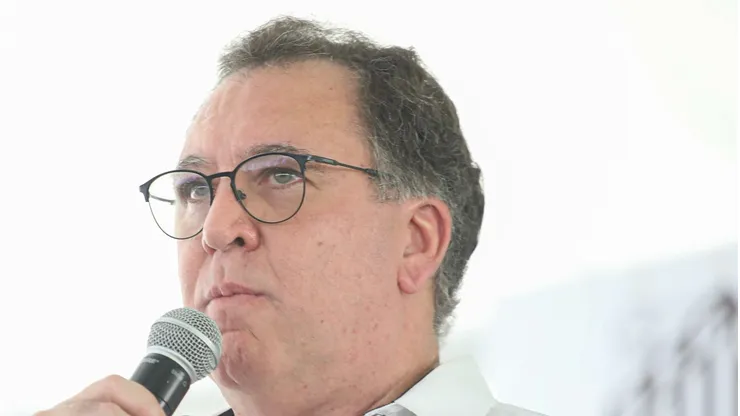 Marcelo Teixeira decide renovar com medalhão.