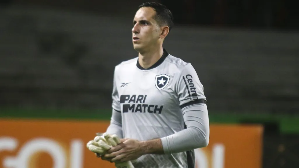 Gatito Fernández durante partida. Foto: Gabriel Machado/AGIF