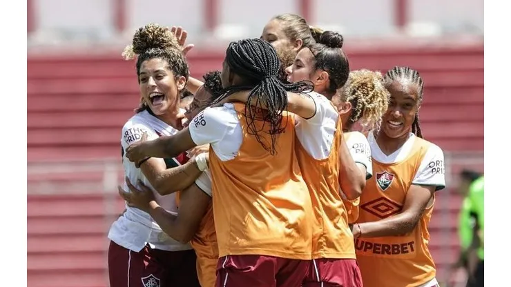 Guerreirinhas do Fluminense intensificam treinos para encarar o Santos nesta quarta-feira (04/12), valendo a classificada nas quartas da Copinha Feminina