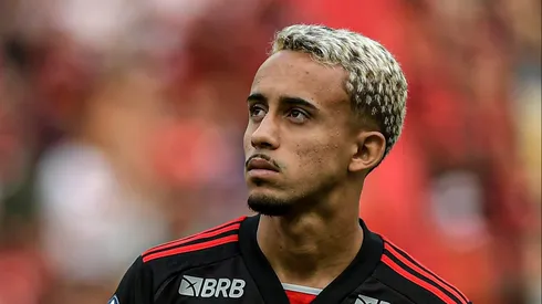 Matheus Gonçalves interessa ao Cruzeiro - Foto: Thiago Ribeiro/AGIF.
