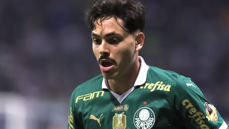 Maurício em ação pelo Palmeiras - Foto: Marcello Zambrana/AGIF.