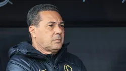 Santos sonda Carpini e Luxemburgo após negativas