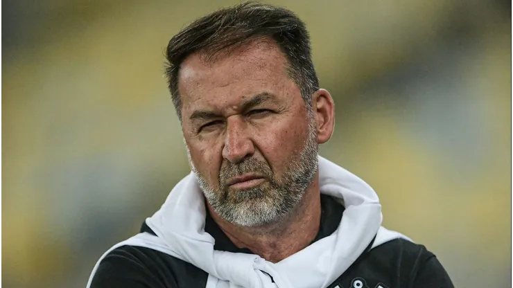 Corinthians, de Augusto Melo, está no páreo com Santos por atacante do Campeonato Alemão