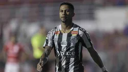 Serginho segue com futuro indefinido no Santos