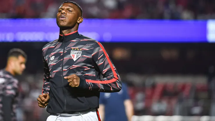 Zubeldía decidiu barrar Arboleda do São Paulo; veja bastidores