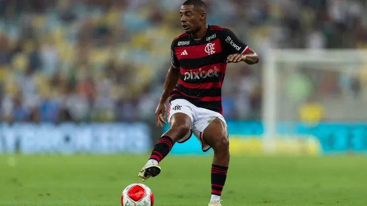Criciúma recebe o Flamengo pela 37ª rodada.