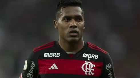 Alex Sandro durante partida entre Flamengo e Vasco, no Maracanã, pelo Campeonato Brasileiro.