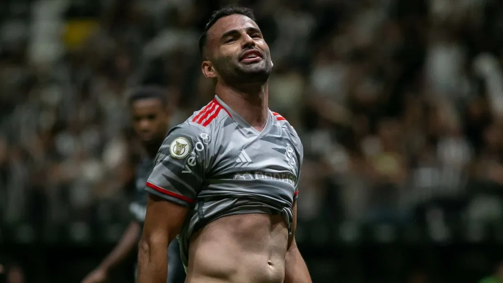 Retorno de Thiago Maia é descartado no Flamengo – Foto: Fernando Moreno/AGIF