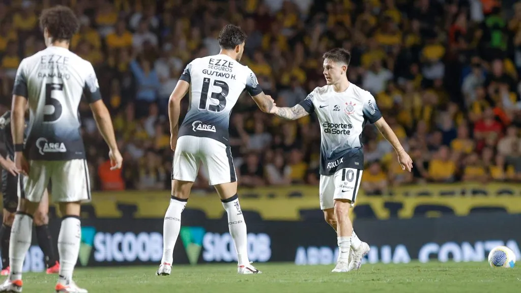 Corinthians no Brasileirão. Foto: Leonardo Hubbe/AGIF