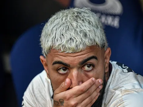 Torcida do Flamengo critica Filipe após deixar Gabigol no banco