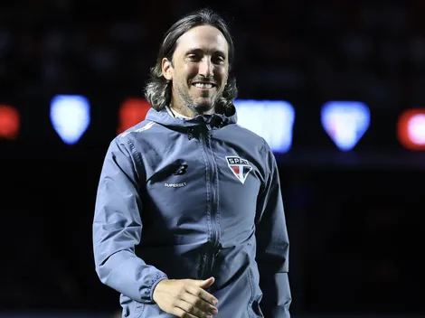 Zubeldia sofre críticas após derrota para São Paulo