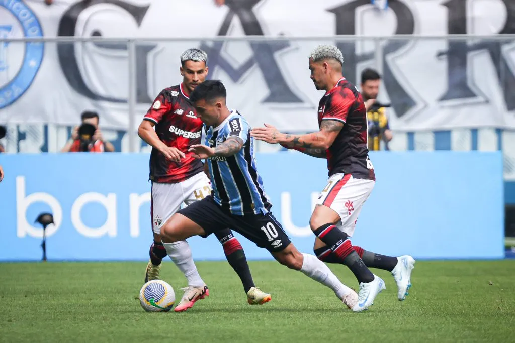 Cristaldo jogador do Gremio durante partida contra o São Paulo