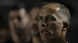 Felipe Maestro é técnico do Vasco.