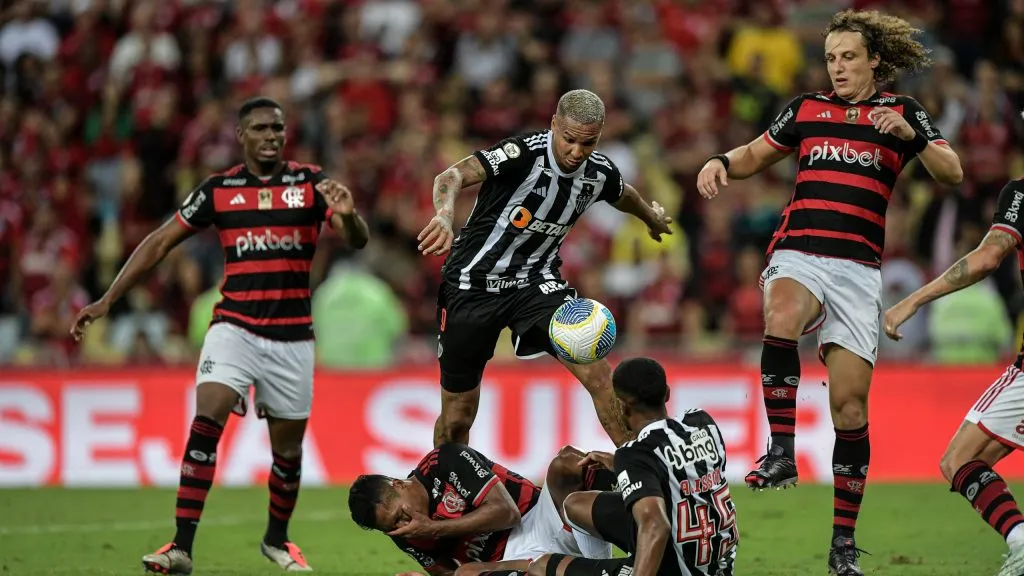 Deyverson contra o FlamengoFoto: Thiago Ribeiro/AGIF