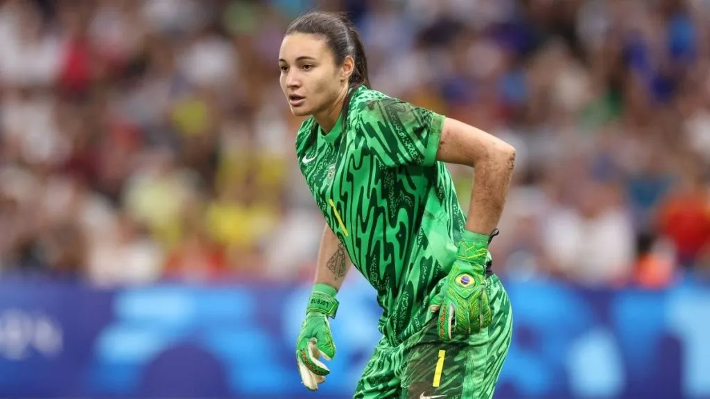 Lorena em ação durante nos amistosos da Seleção Brasileira. Foto: Alex Livesey / Getty Images