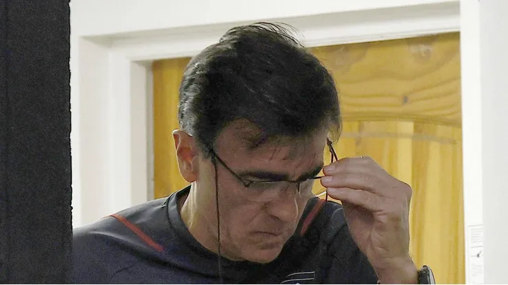 - Gustavo Quinteros