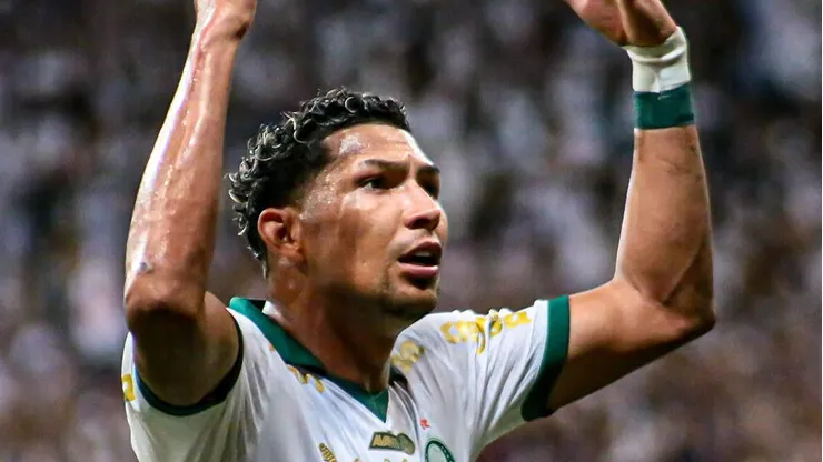 Rony durante jogo do Verdão no Brasileirão 2024.