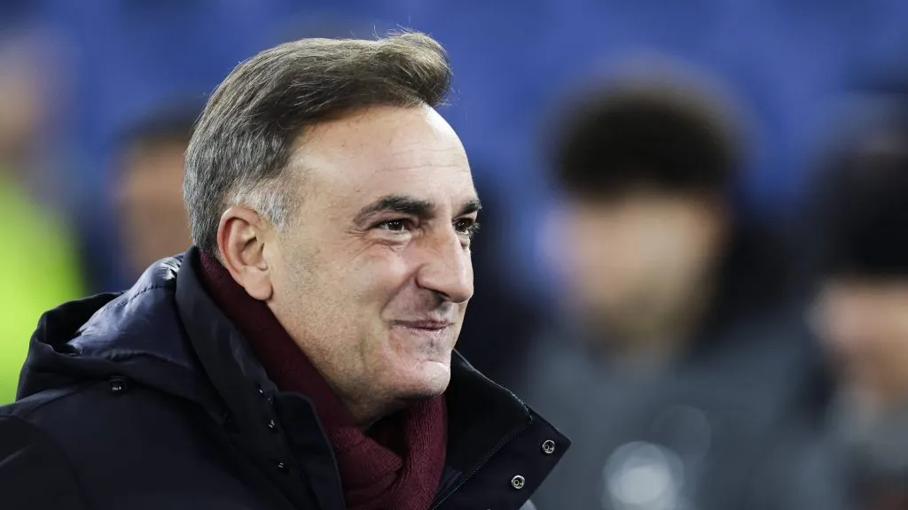 Foto: IMAGO / IPA Sport – Carlos Carvalhal tem muita experiência no futebol europeu e é analisado pela diretoria do Atlético-MG.