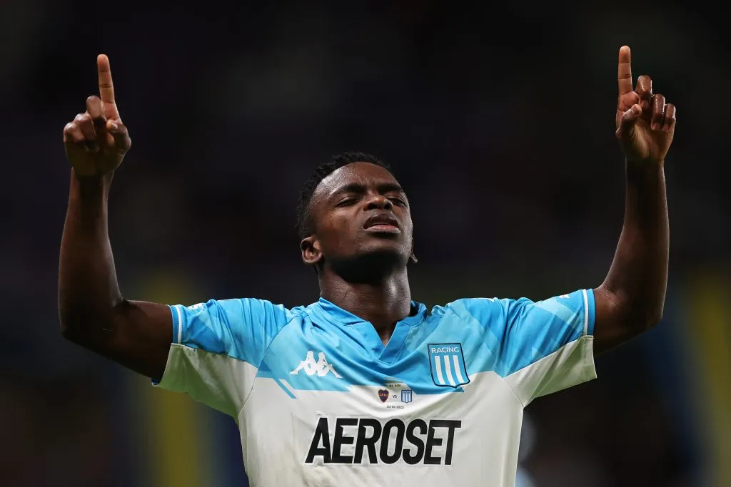 Foto: Christopher Pike/Getty Images – Johan Carbonero pode ser primeiro reforço do Internacional