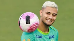 Andreas Pereira ficou mais próximo do Palmeiras na noite desta 2ª com oferta de 22 milhões de euros