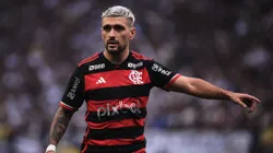 Arrascaeta em partida diante do Corinthians