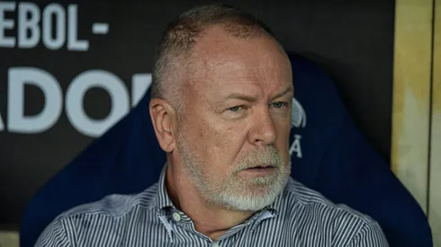 Mano Menezes volta a falar de situação com Marcelo. Foto: Thiago Ribeiro/AGIF