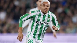 Destaque no Betis, Vitor Roque deve ser vendido pelo Barcelona na temporada de 2025