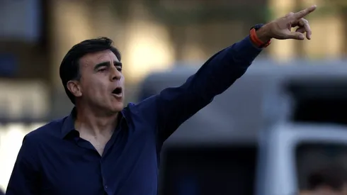 Grêmio acertou com Gustavo Quinteros.