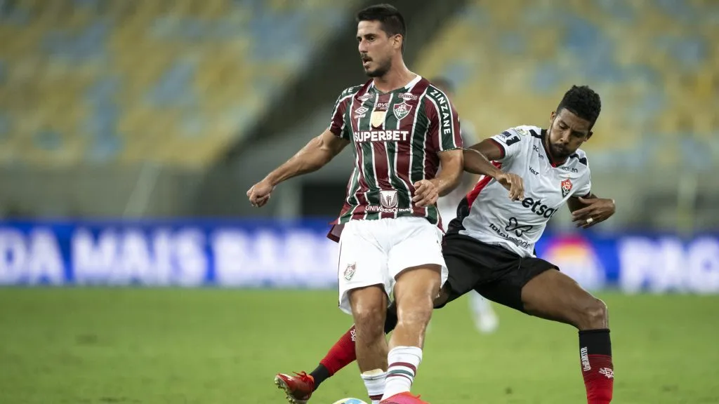 Gabriel Pires toma decisão na carreira – Foto: Jorge Rodrigues/AGIF