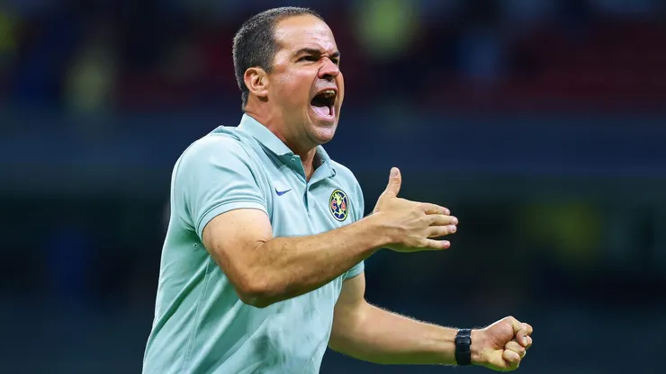 Técnico quis seguir no México - Foto: Manuel Velasquez/Getty Images.