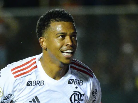 Carlinhos terá chances no Flamengo no Cariocão de 2025