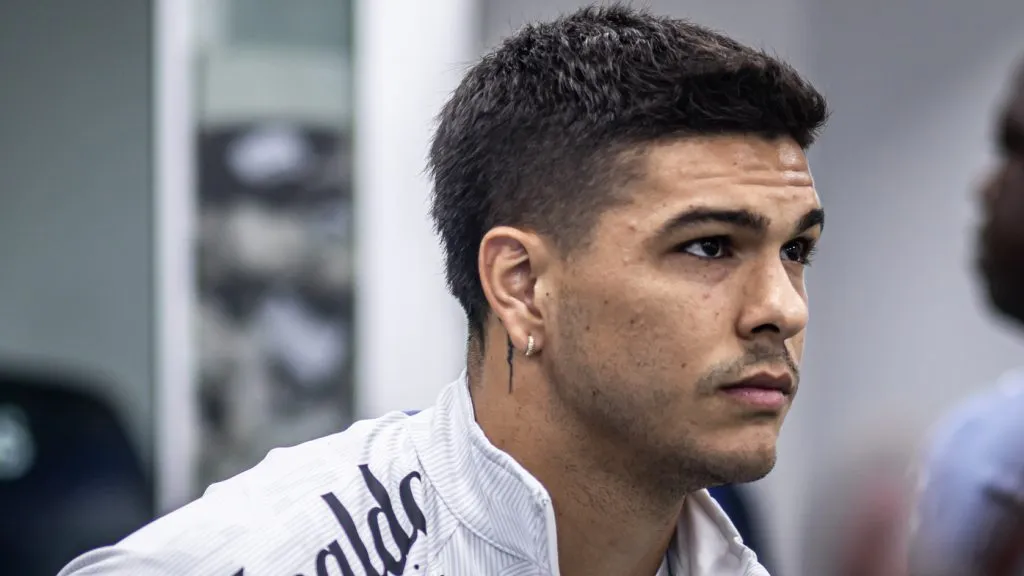 Rodrigo Fernández, volante do Santos