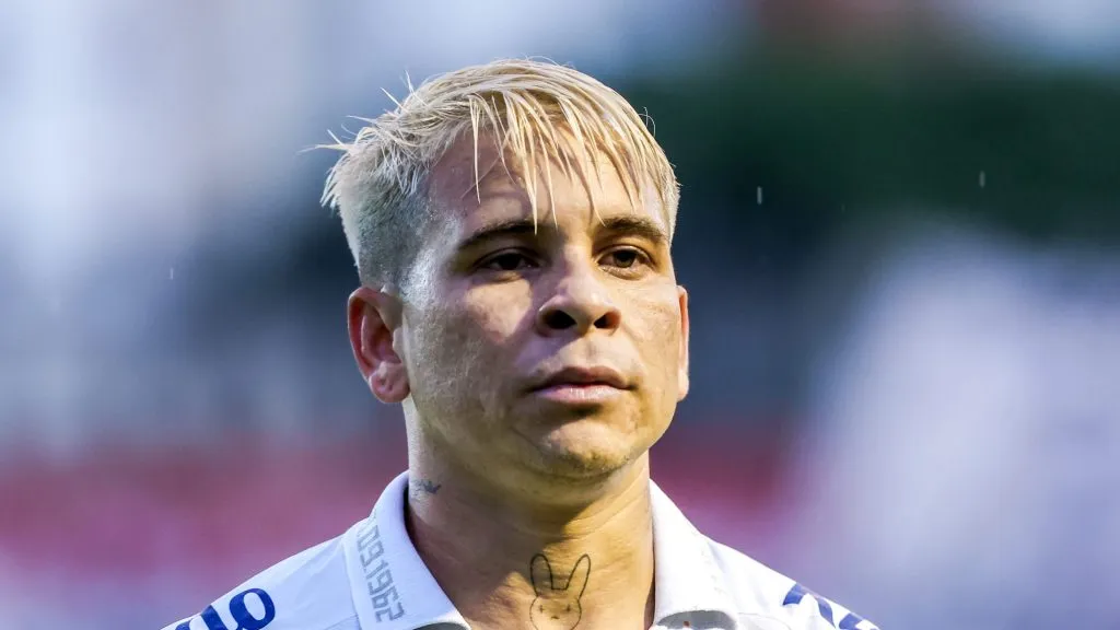 Foto: Marcello Zambrana/AGIF – Soteldo tem futuro indefinido no mercado da bola.