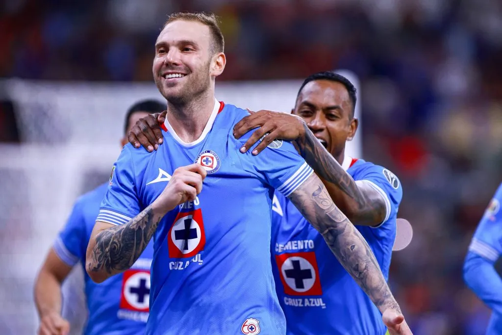 Carlos Rotondi, de 27 anos, já “vê com bons olhos” possíveis transferência para o Atlético-MG.