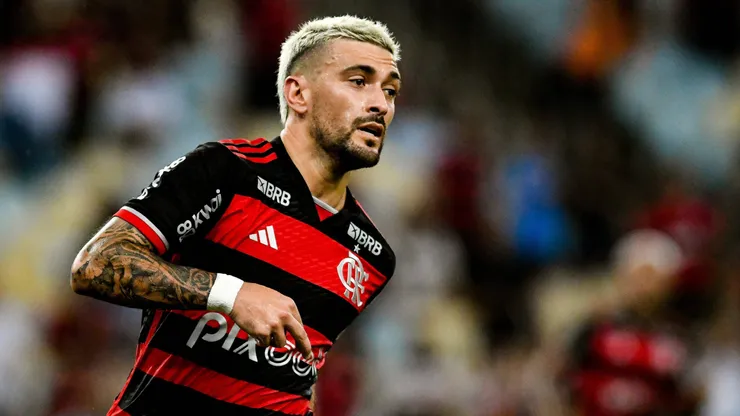 Arrascaeta será o noco camisa 10 do Flamengo em 2025. Foto: Celso Pupo