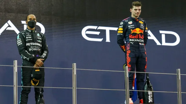 Verstappen e Hamilton em 2021