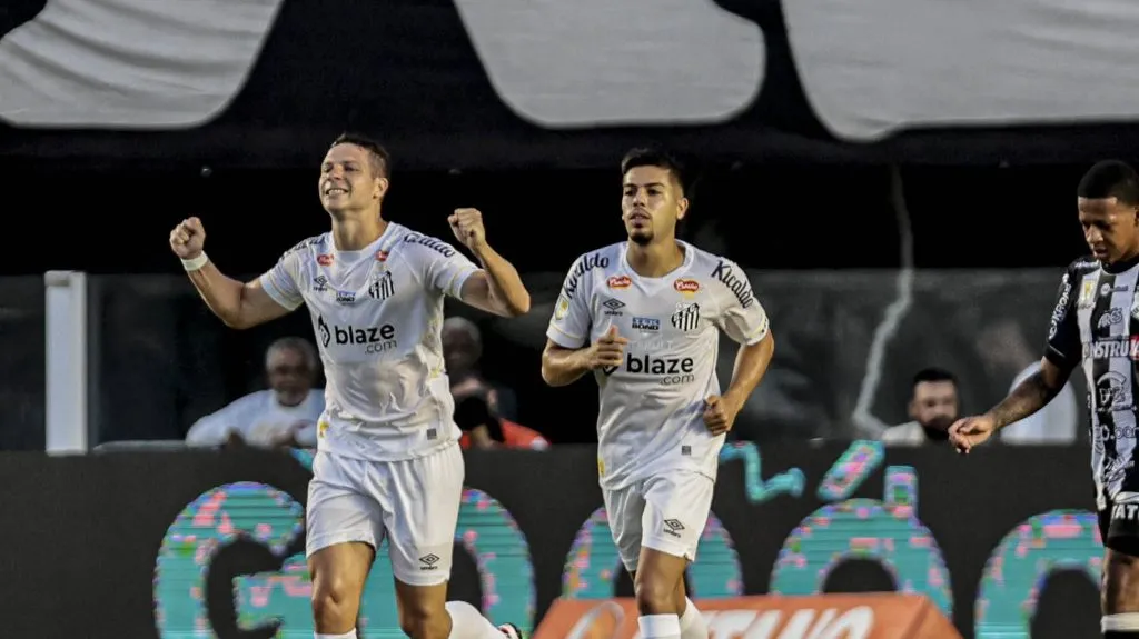 Foto: Pedro Paulo Diaz/Thenews2/imago images – Julio Furch deixará o Santos em breve.